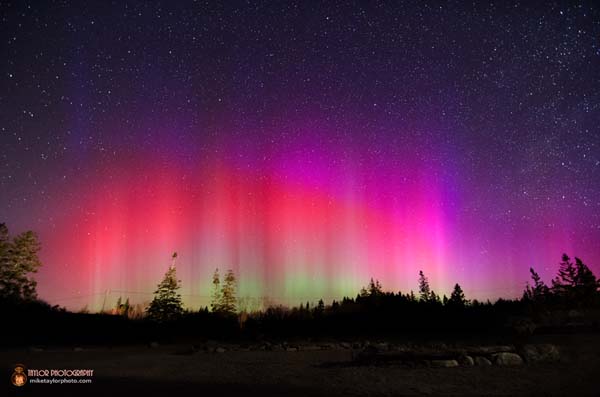 northern-lights-at-pemaquid-031713