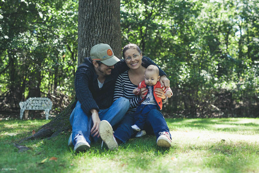 23-artists-recreate-family-photos-ernst-berlin-29