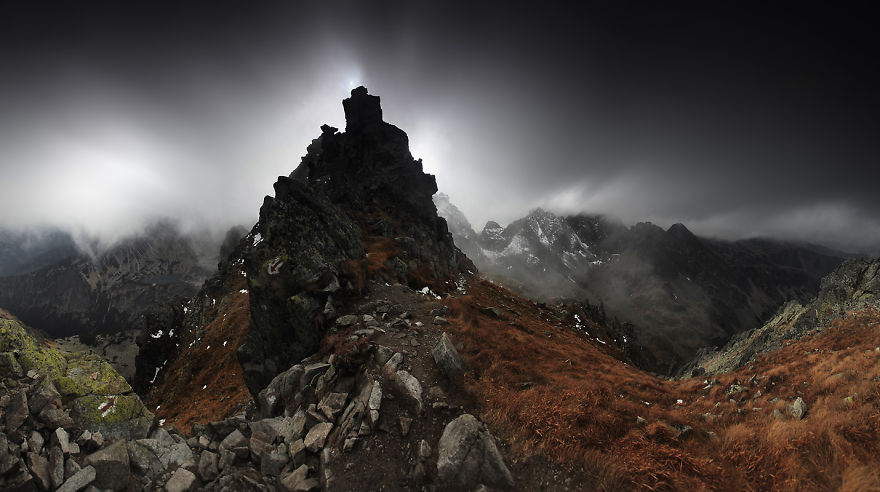 Karol-Nienartowicz-The-Polish-Adventurous-Mountain-Photographer58__880