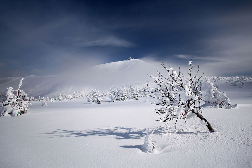 Karol-Nienartowicz-The-Polish-Adventurous-Mountain-Photographer63__880