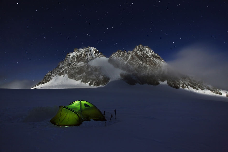 Karol-Nienartowicz-The-Polish-Adventurous-Mountain-Photographer70__880