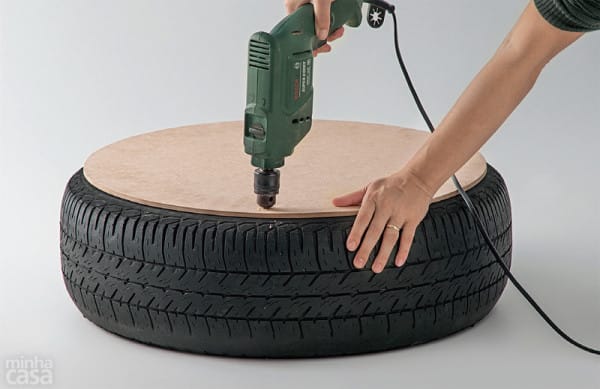 rope-ottoman-step02-600x389