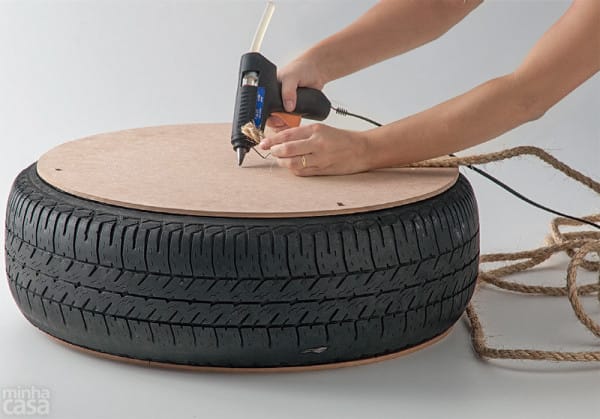 rope-ottoman-step04-600x419