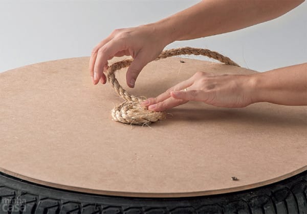 rope-ottoman-step05-600x419