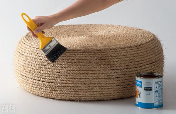 rope-ottoman-step09-600x389