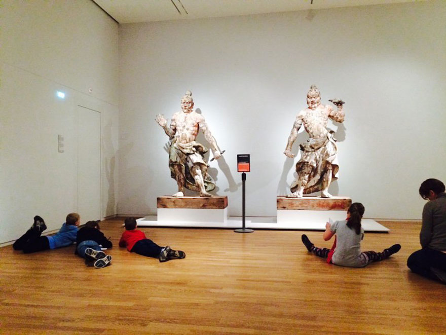 14museum-visitors-draw-artwork-start-drawing-rijksmuseum-14