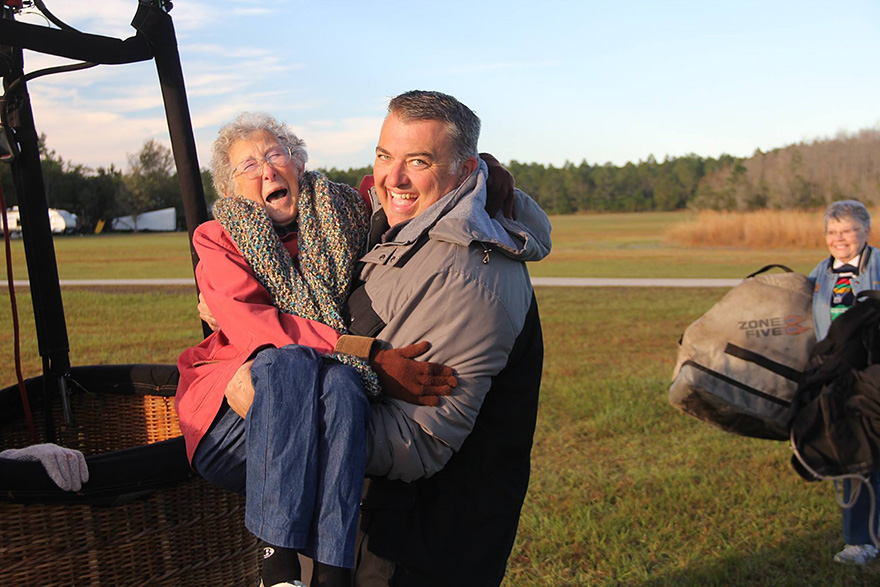 90-year-old-woman-road-trip-cancer-treatment-driving-miss-norma-25