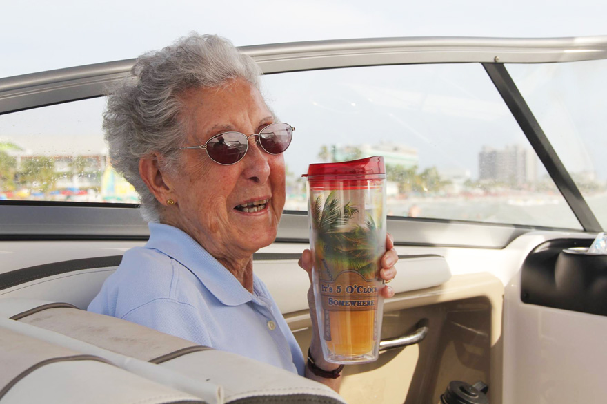 90-year-old-woman-road-trip-cancer-treatment-driving-miss-norma-32