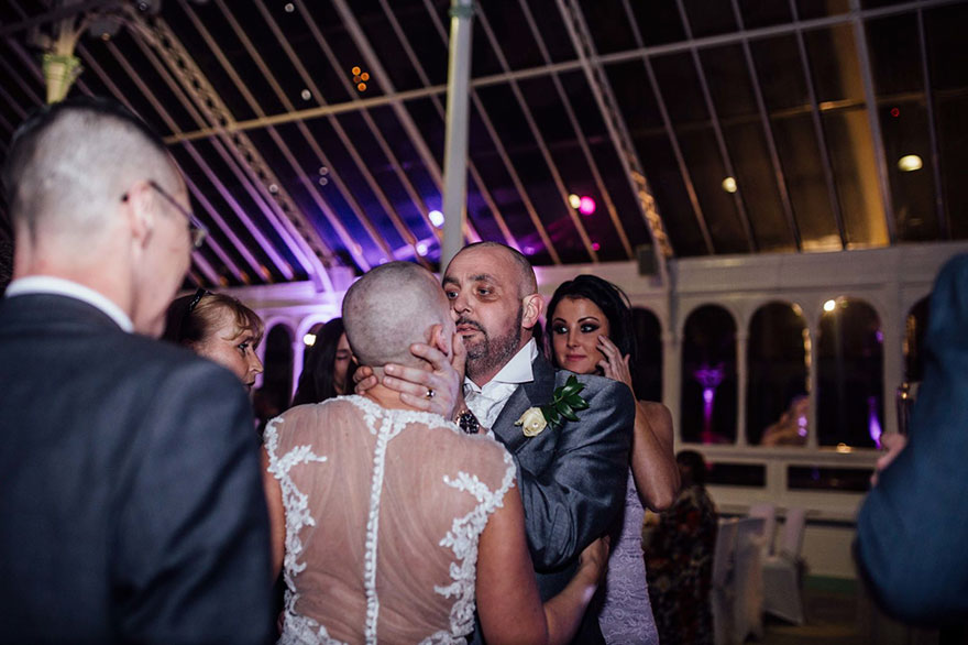 bride-shaves-hair-cancer-terminally-ill-husband-craig-joan-lyons-13