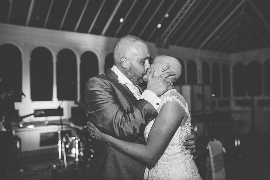 bride-shaves-hair-cancer-terminally-ill-husband-craig-joan-lyons-16