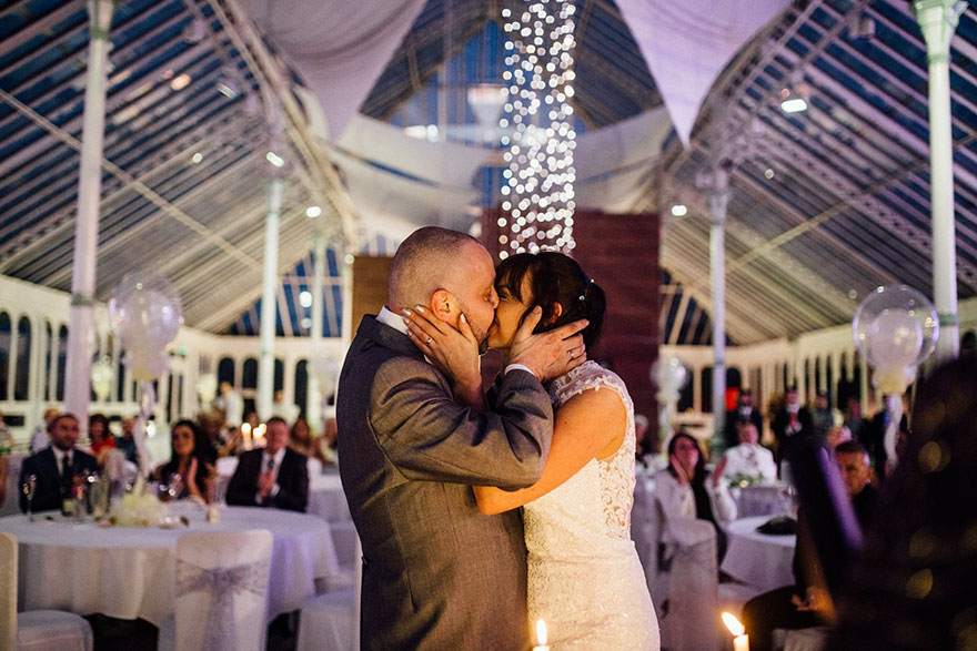 bride-shaves-hair-cancer-terminally-ill-husband-craig-joan-lyons-2